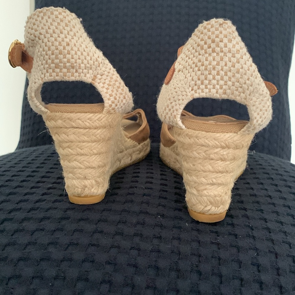 Kana Suede Wedges - Picture 4 of 8